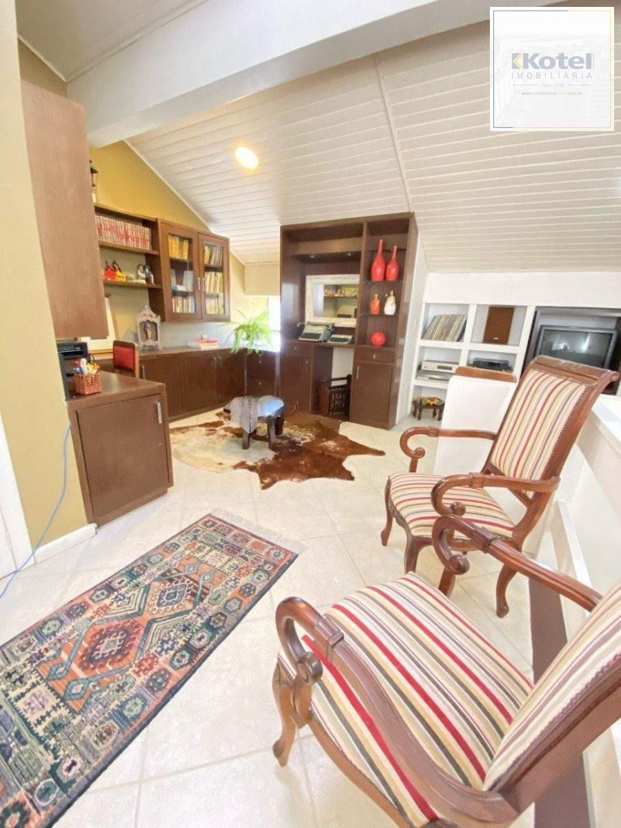 Casa em Condomínio, 3 quartos- Manoel Lopes Meirelles - Jardim Sabara