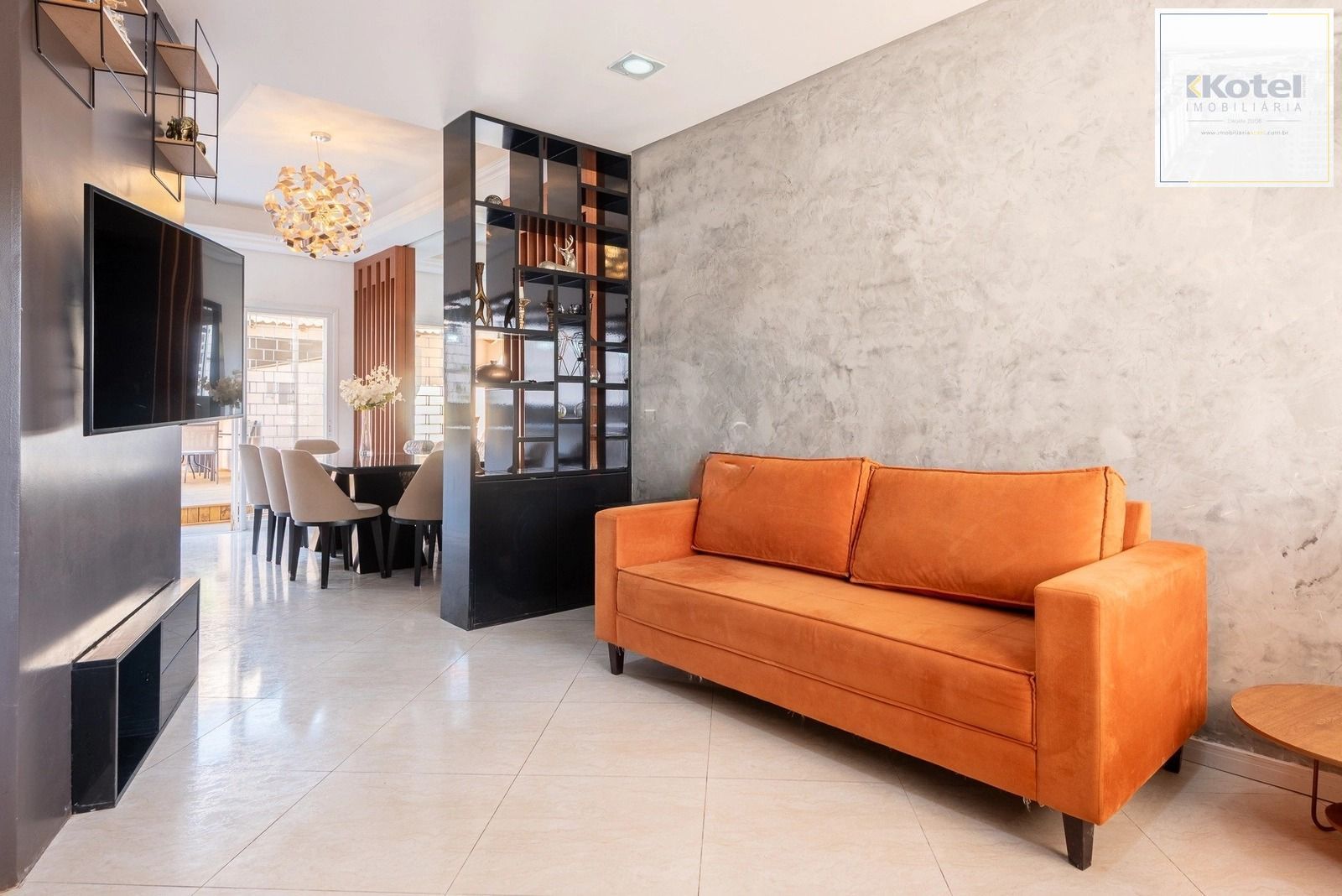 Sobrado moderno com 3 dor, suíte, piscina e espaço gourmet no Jardim Itu