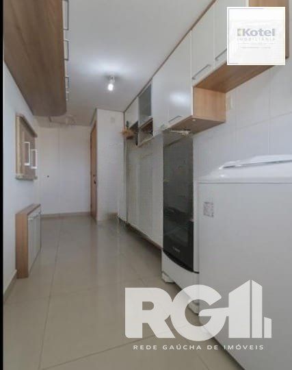 Apartamento Mobiliado com 3 Quartos, Suíte e 2 Vagas no Sarandi — foto 5