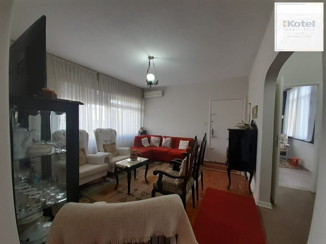 Apartamento com 3 dormitórios, living 2 ambientes, banheiro social, total de 109,57m² privativos, cozinha e área de serviço separadas. — foto 4