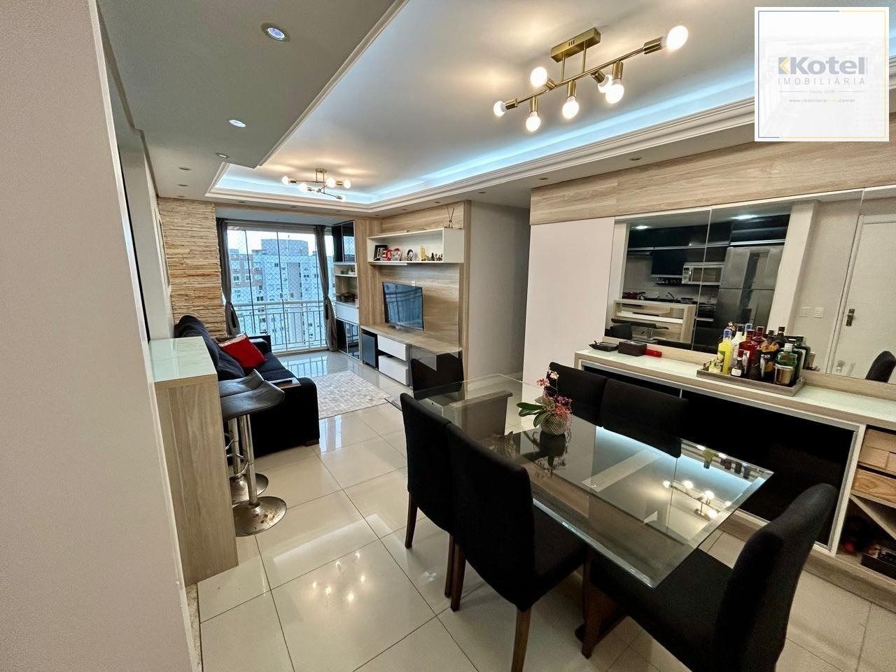 Apartamento com 3 dormitórios, suíte e 2 vagas