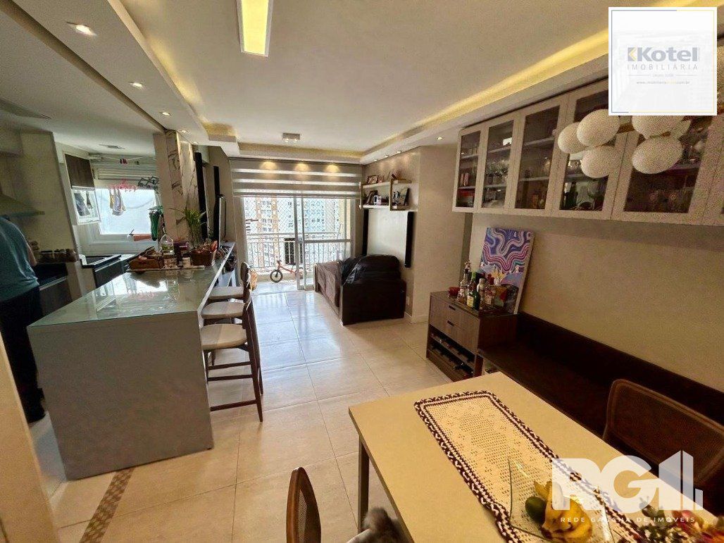 Apartamento 3 quartos à venda, 74m², Vila Ipiranga - Porto Alegre