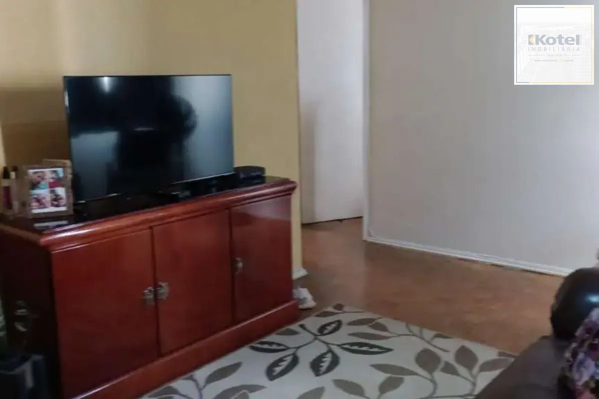 Apartamento com 2 dormitórios semimobiliado. — foto 4