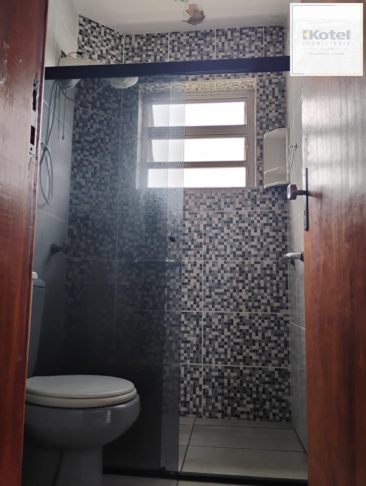 Apartamento 2 dormitórios, 67m², amplo e bem localizado na Av. Assis Brasil — foto 5