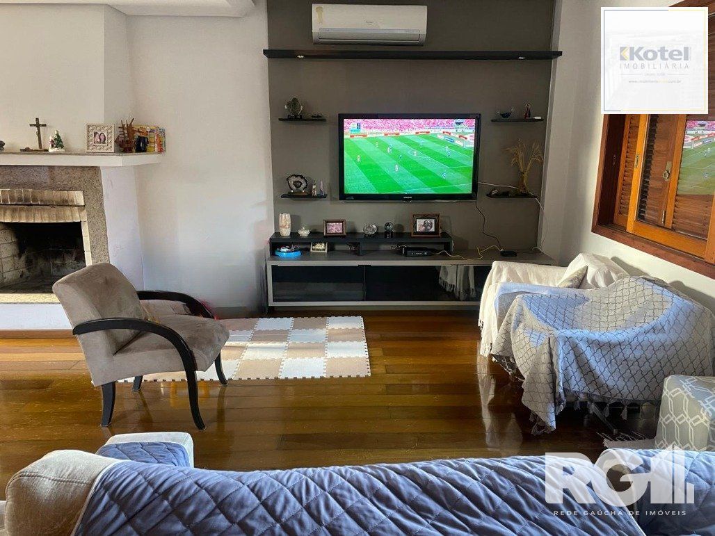 Casa 4 quartos à venda, 406m², Jardim Itu Sabará - Porto Alegre