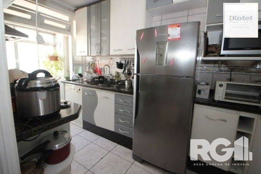 Amplo apartamento com 92m² privativos e 3 dormitórios, próximo a Sicredi na Av. Assis Brasil. — foto 3