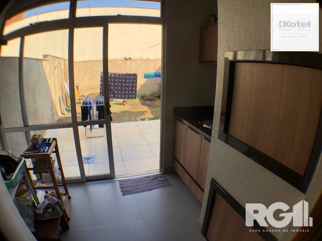 Casa 3 quartos à venda, 226m², Jardim Planalto - Porto Alegre