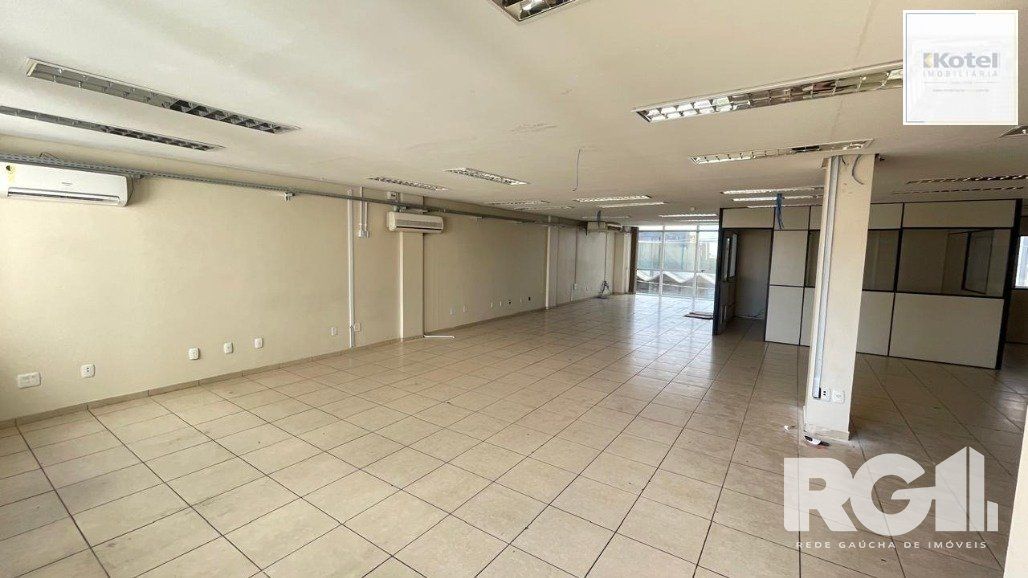 Prédio Comercial Imponente com 1.200m² na Zona Norte de Porto Alegre