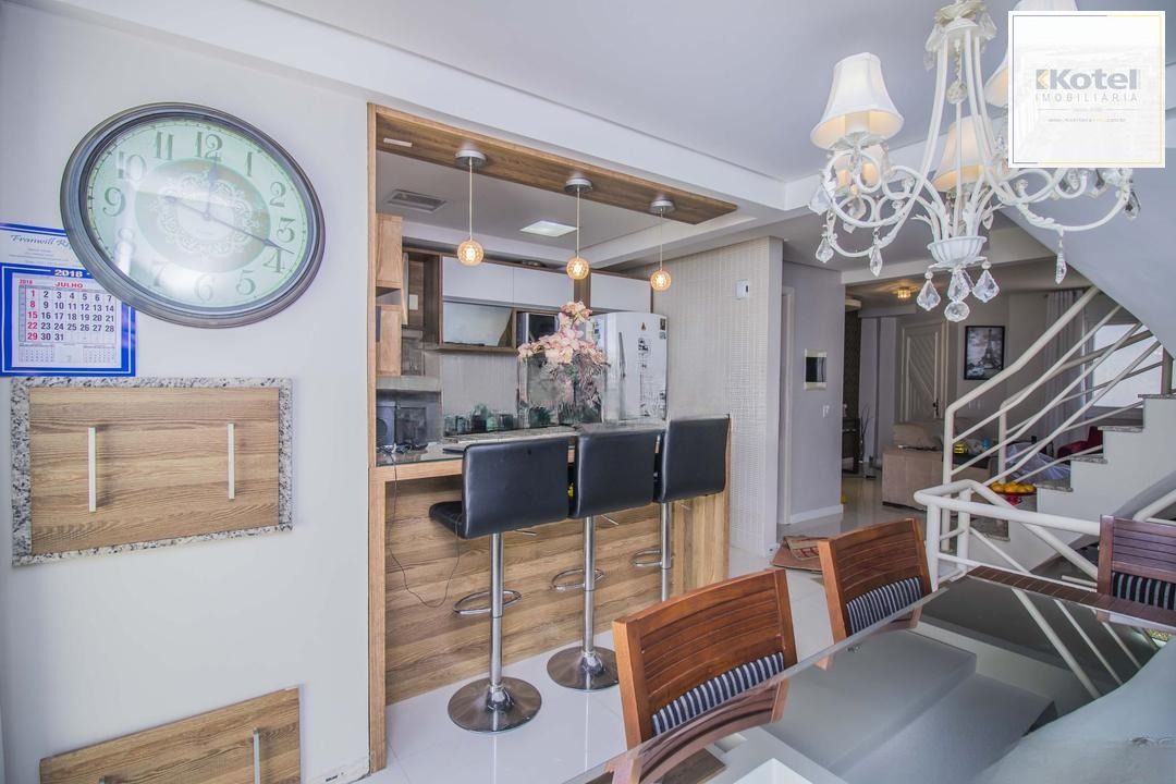 Casa em condomínio com pátio e suíte – Jardim São Pedro, POA