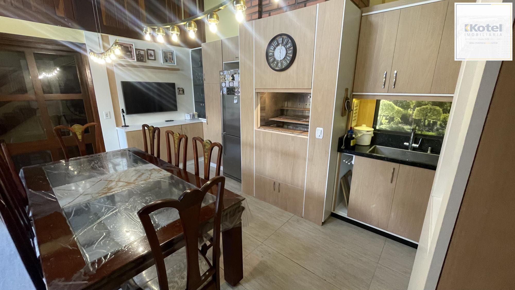 Casa térrea com 2 suítes com amplo pátio, — foto 2