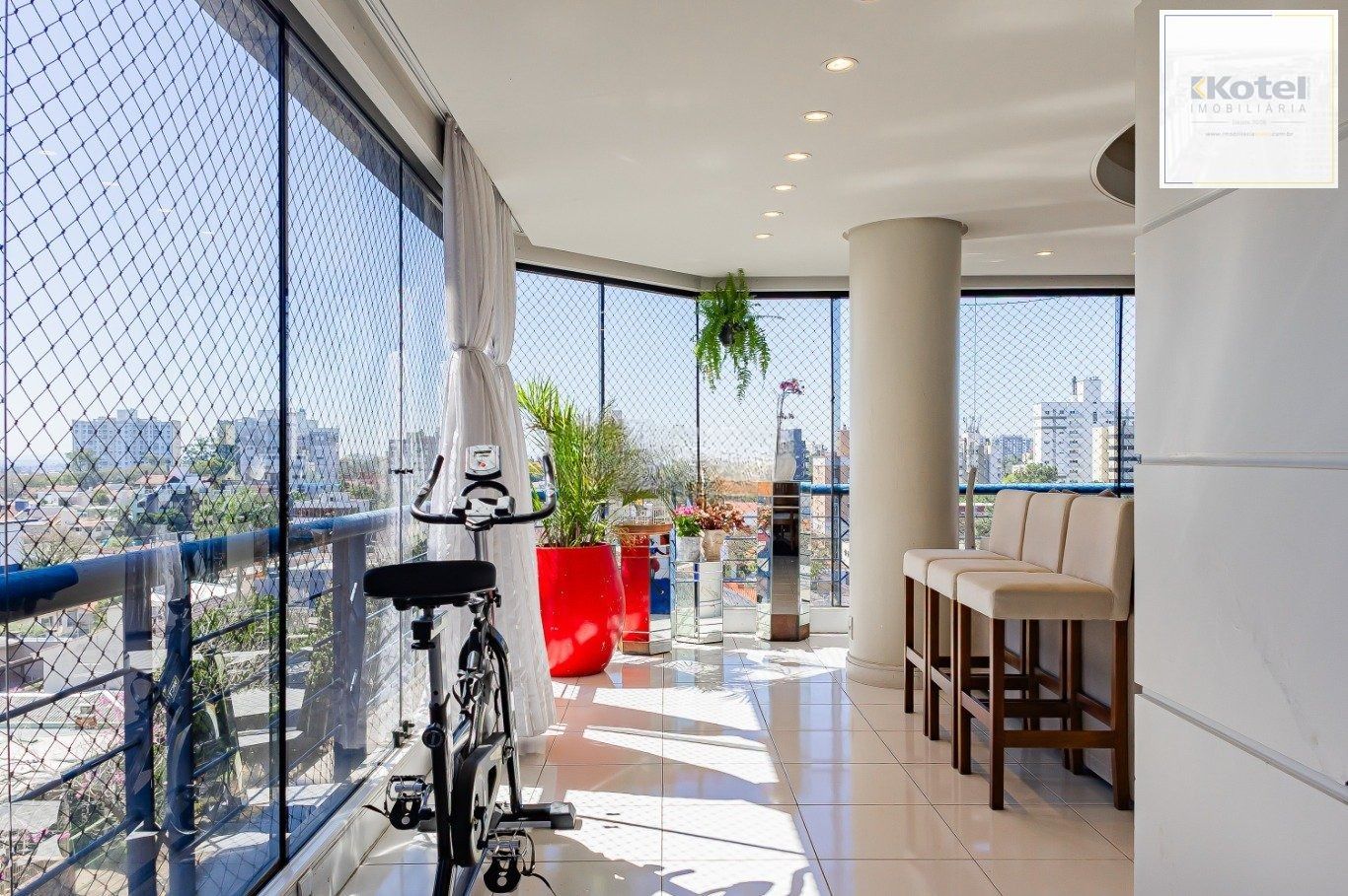 Apartamento 3 dormitórios com suíte, 2 vagas e lareira no Jardim Lindóia — foto 4