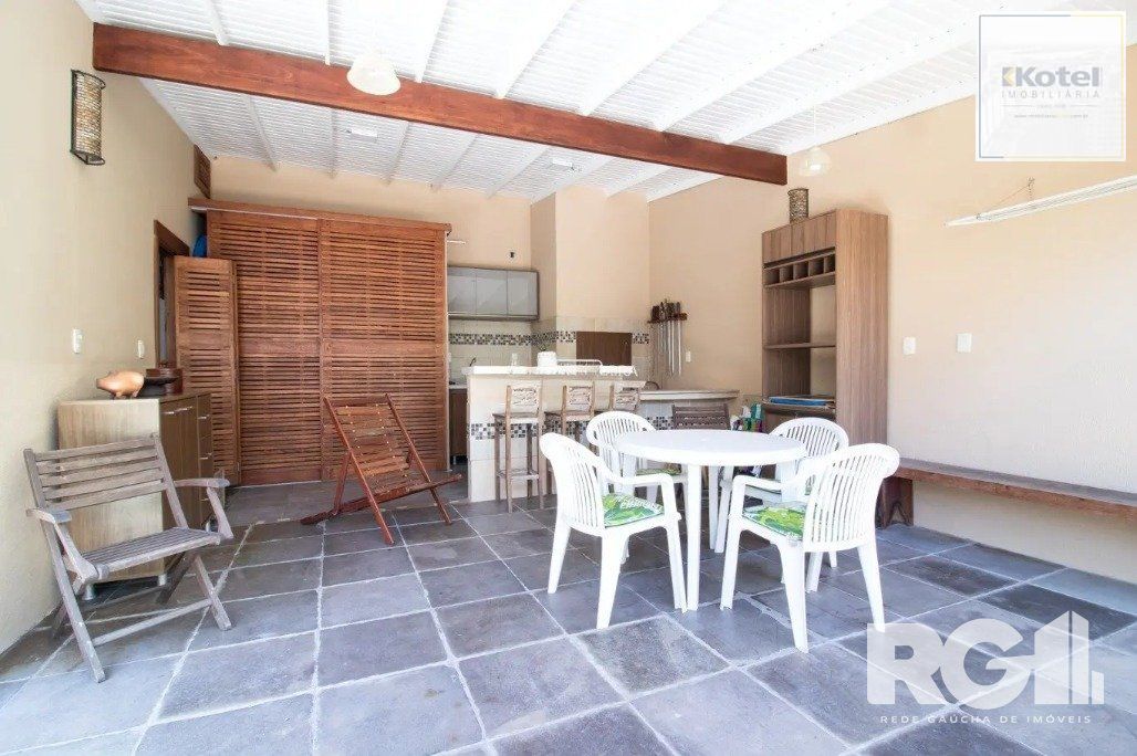 Casa 3 quartos à venda, 224m², Vila Ipiranga - Porto Alegre