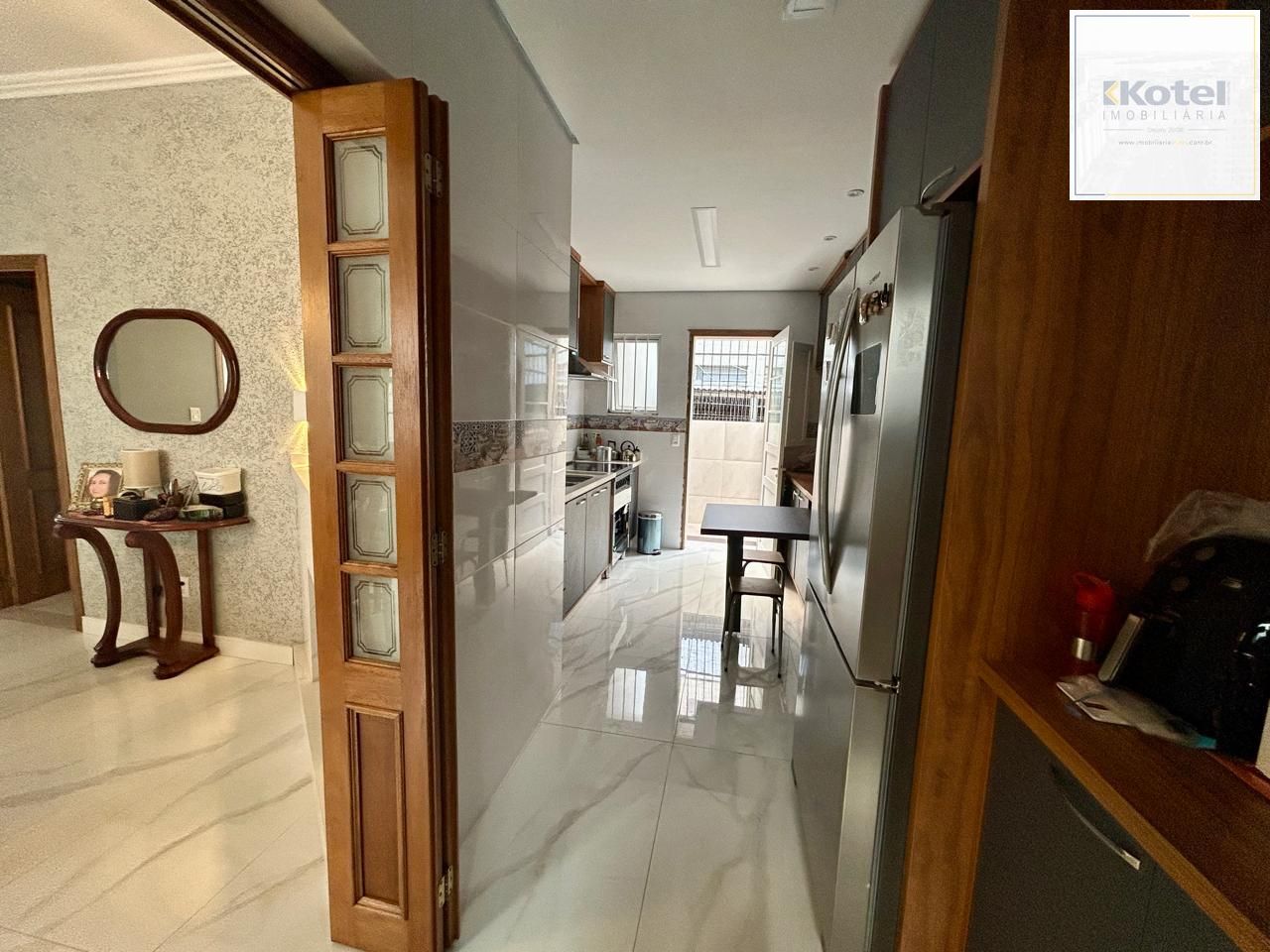 Casa 8 dormitórios, 5 banheiros e 6 vagas no Bairro São João Porto Alegre — foto 5
