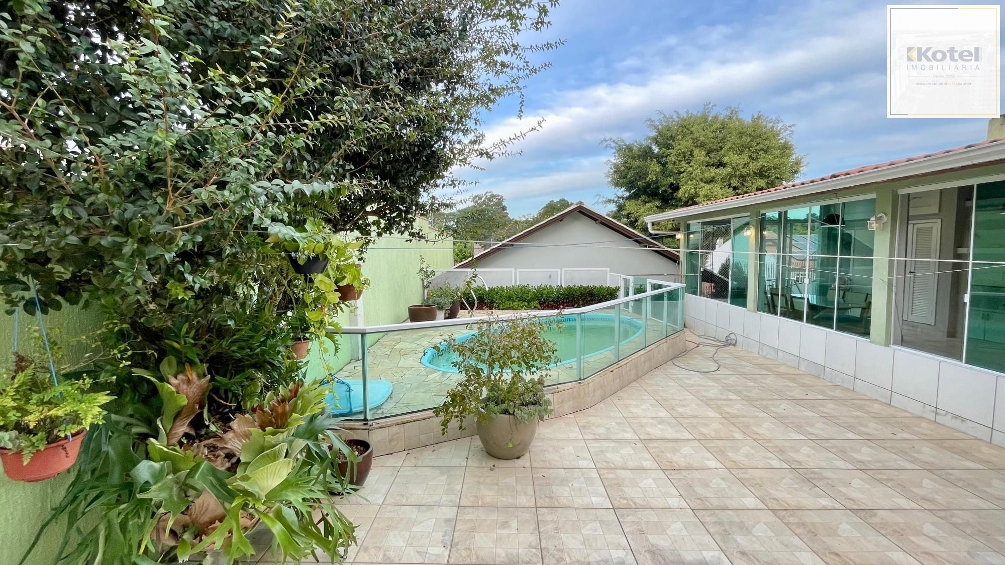 Casa térrea 100% mobiliada com 3 dormitórios, suíte, piscina e 3 vagas. — foto 2