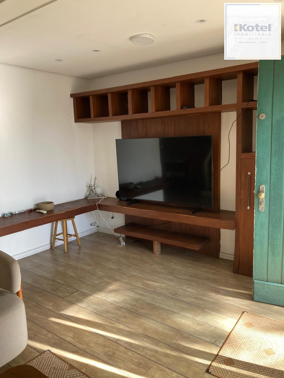 Casa em Condomínio com 247m² - 3 Suítes - Bairro Ipanema — foto 3