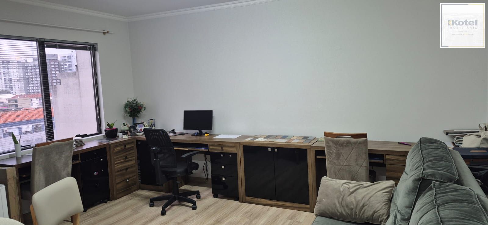 Sala Comercial, 1 sala, à venda, 18 m², Passo da Areia - Porto Alegre — foto 2