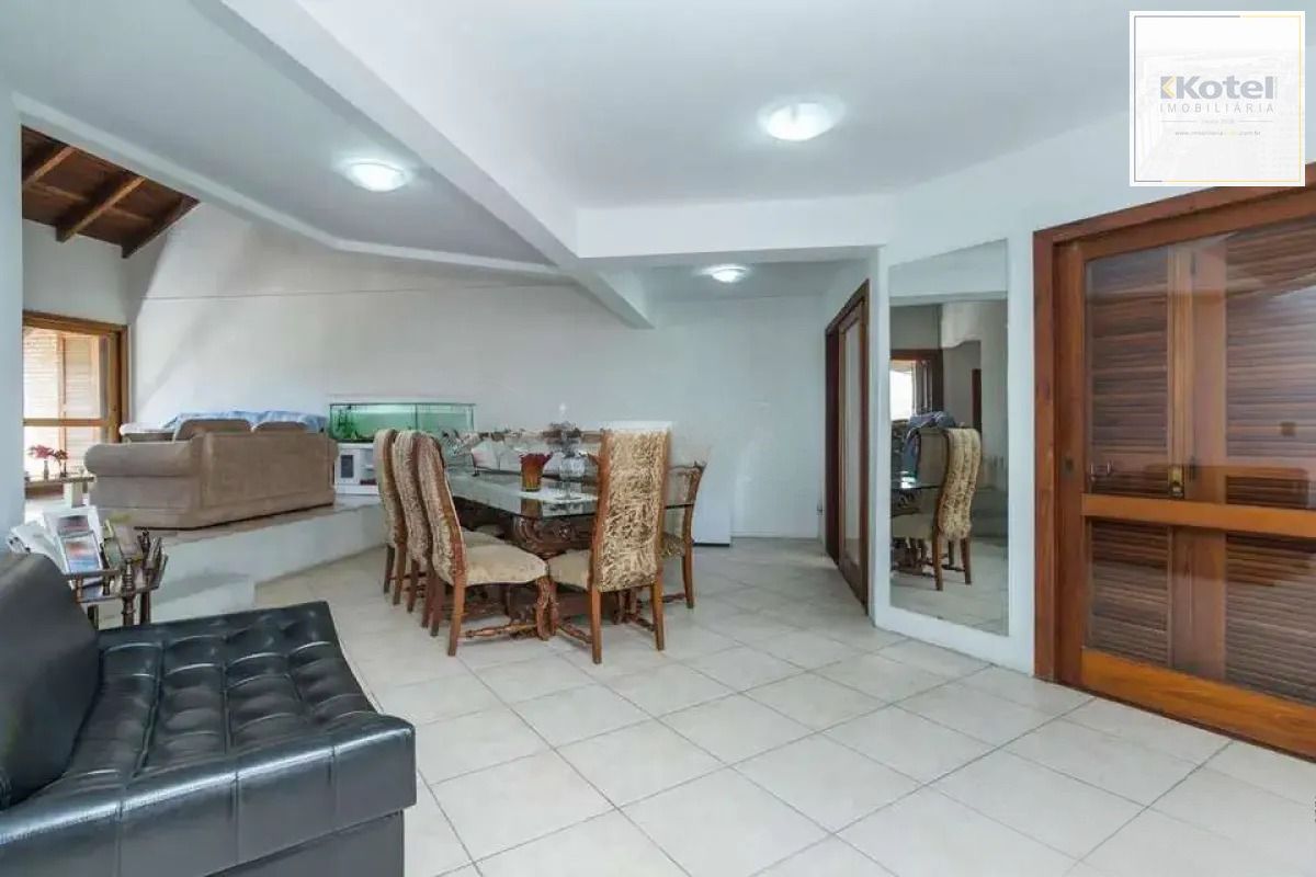 Casa térrea com 5 dormitórios, 2 suítes, 3 vagas. — foto 4