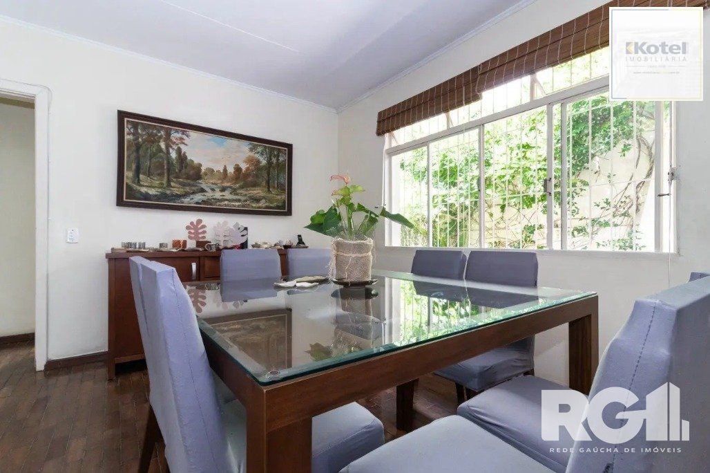 Casa 3 quartos à venda, 224m², Vila Ipiranga - Porto Alegre