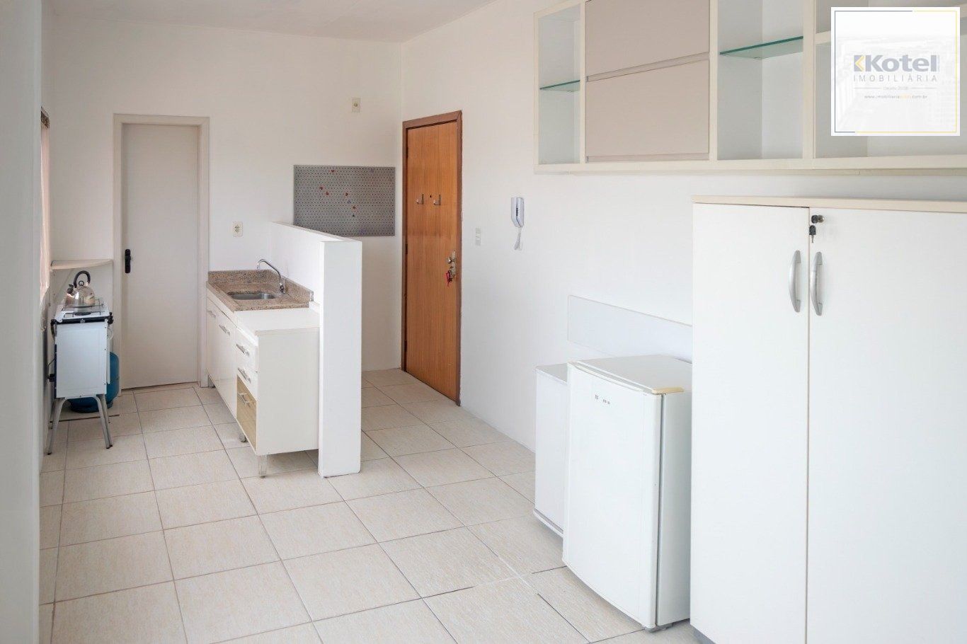 Sala Comercial, 1 sala, à venda, 21 m², Santa Maria Goretti - Porto Alegre — foto 2