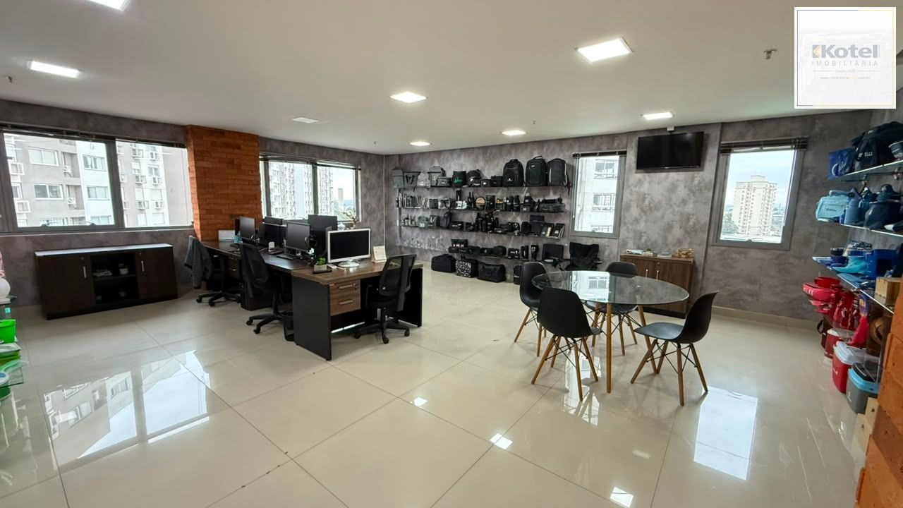 Sala Comercial Mobiliada em Andar Alto no Condomínio Icon — foto 4