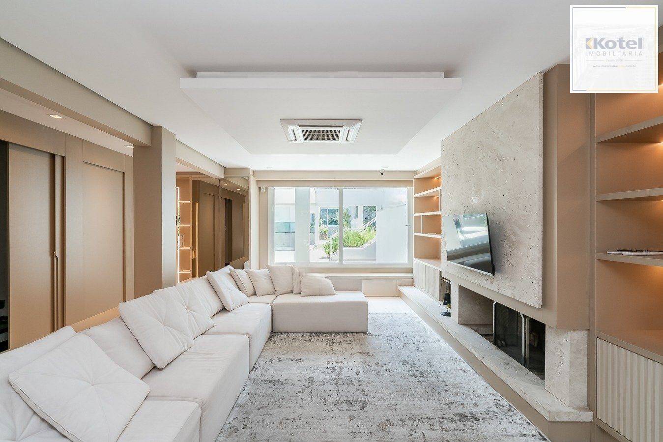 Casa em Condomínio de Alto Padrão com 4 Suítes no Três Figueiras — foto 4
