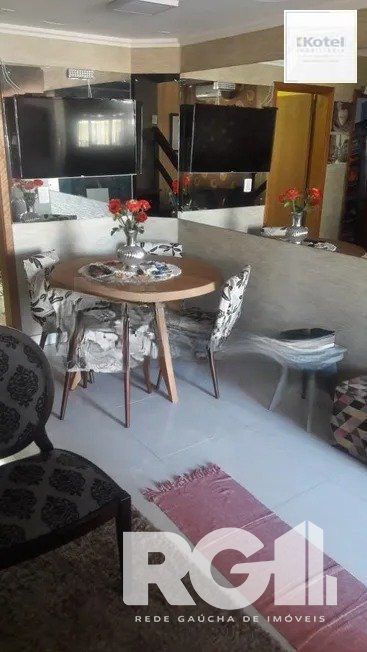 Casa residencial com 3 dormitórios 90m² privativos, e 2 vagas à venda no bairro Parque Santa Fé em Porto Alegre — foto 4