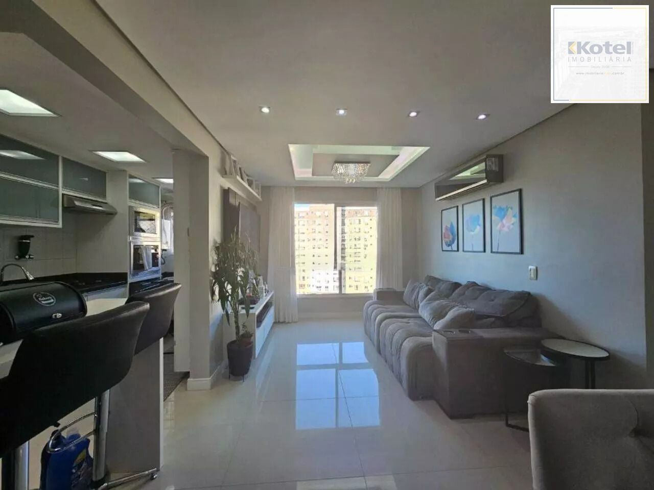Apartamento de 3 dormitórios, suíte, lavabo e 2 vagas