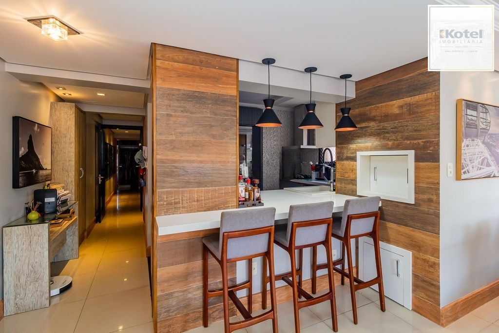 Apartamento Semimobiliado, 3 Quartos e 2 Vagas de Garagem Próximo ao Iguatemi