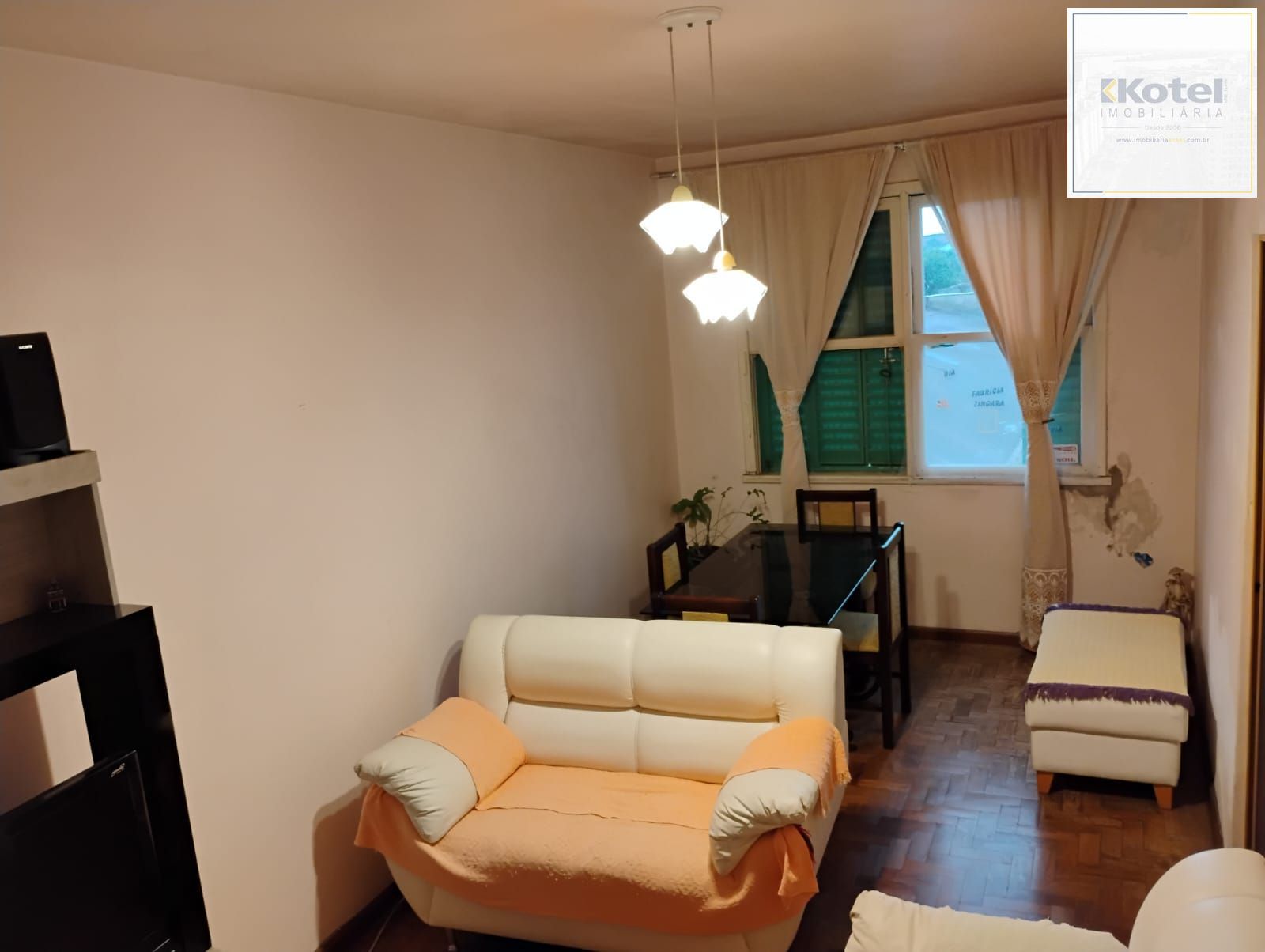 Apartamento 2 dormitórios, 67m², amplo e bem localizado na Av. Assis Brasil — foto 3