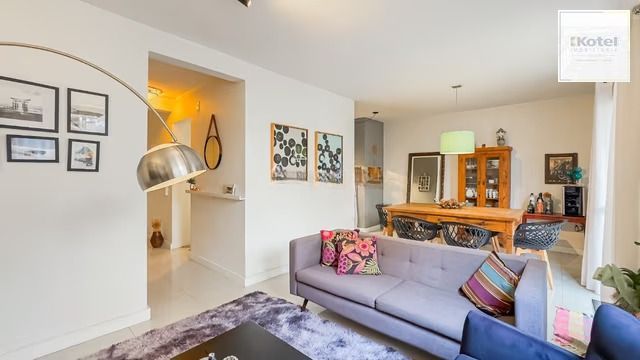 Casa em condomínio com 4 quartos suíte master e amplo patio , Bairro Ecoville — foto 2