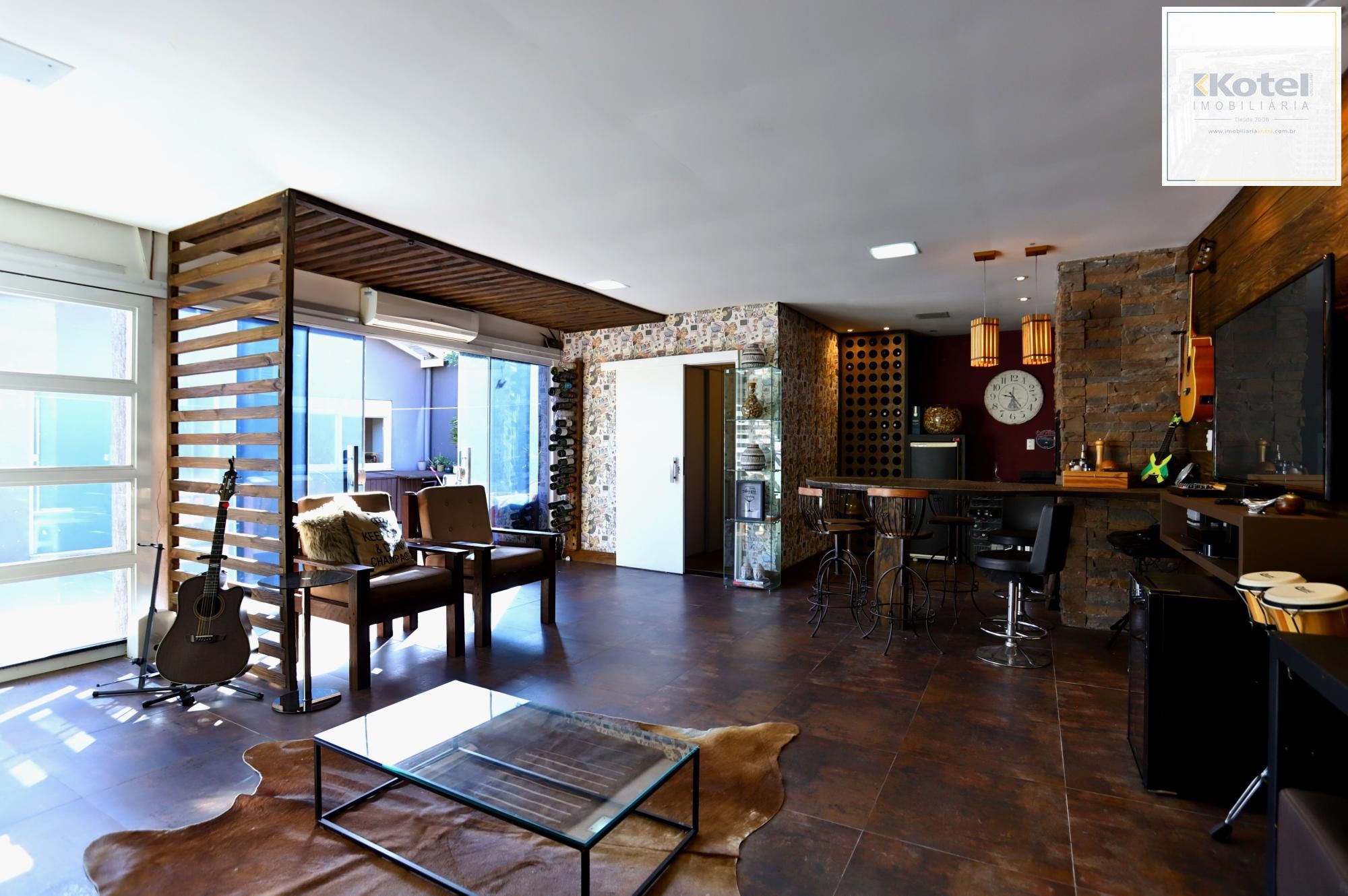 Casa mobiliada com suíte, patio e espaço gourmet completo