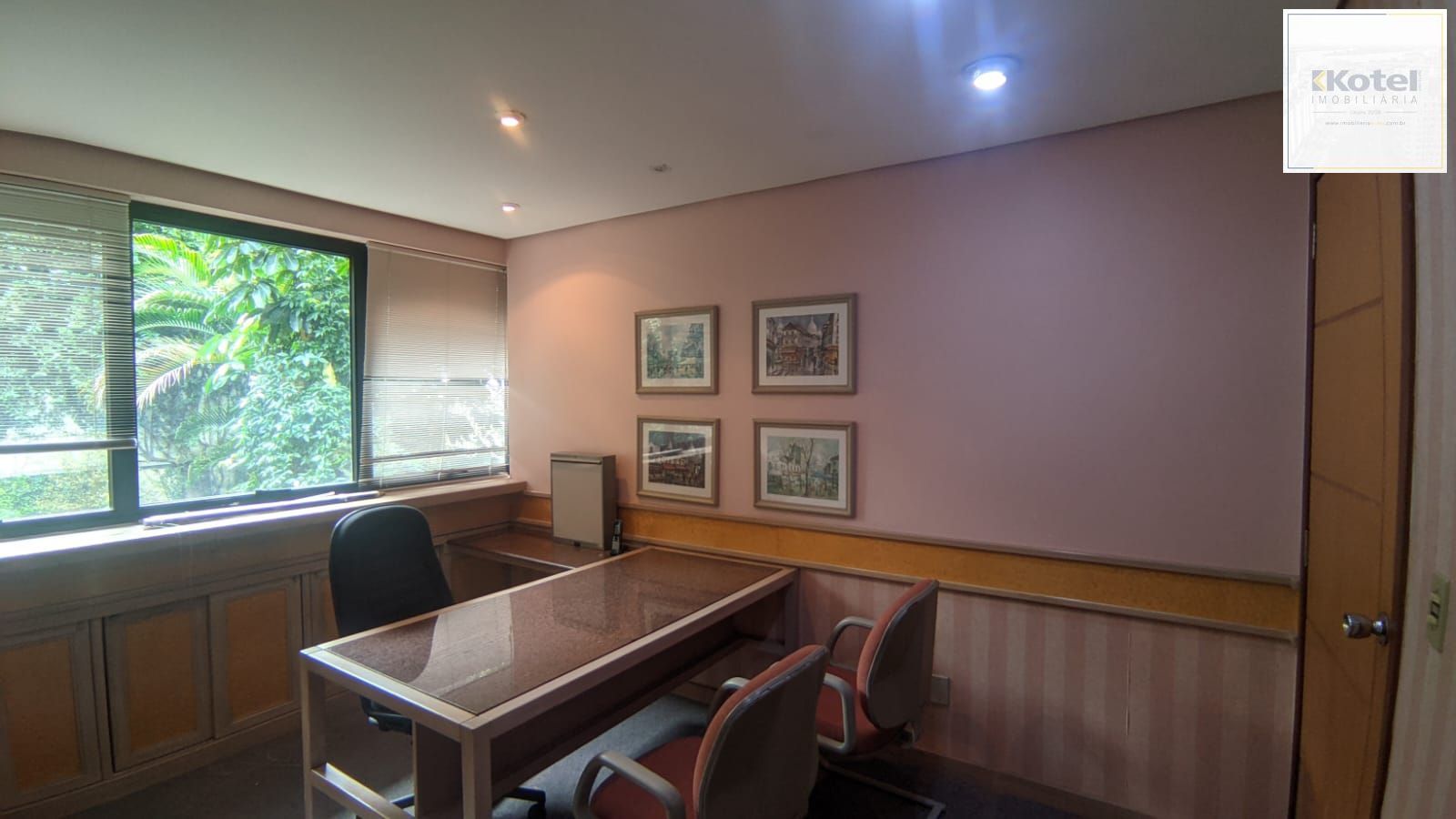 Conjunto comercial com 2 salas, prontas para atendimento, Moinhos de Vento