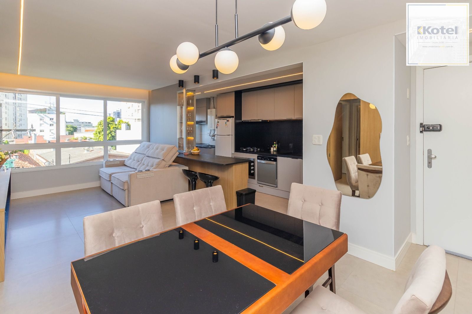 Apartamento 2 quartos à venda, 77m², Passo da Areia - Porto Alegre