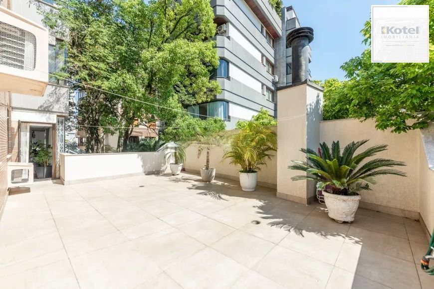Apartamento Garden com 3 dormitórios e pátio ensolarado — foto 2
