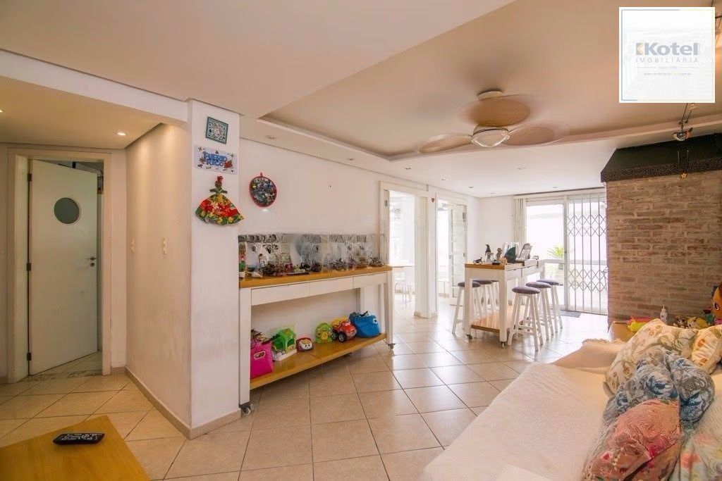 Casa de esquina com 6 dormitórios, 430m², piscina, 4 vagas — foto 5