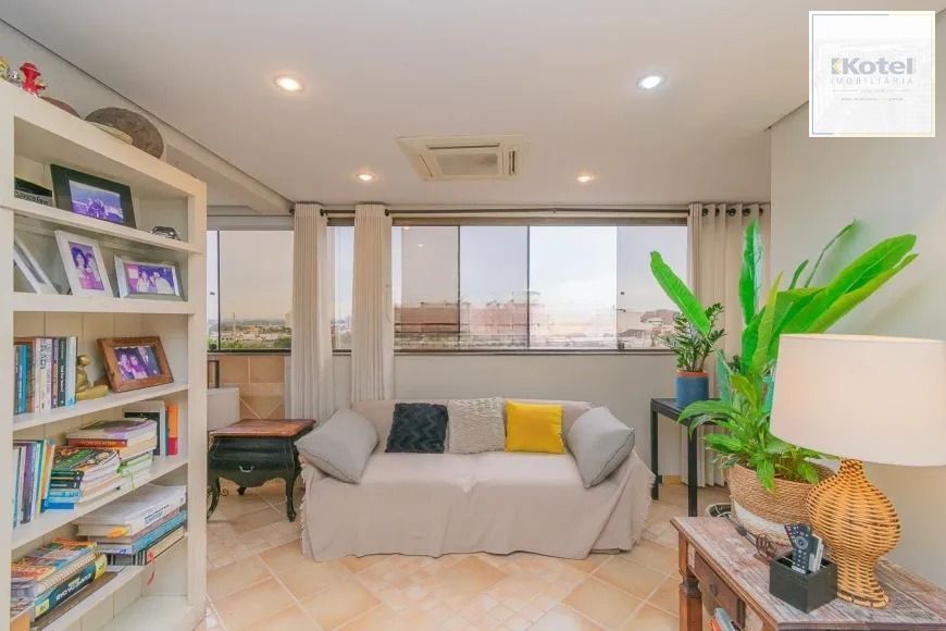 Apartamento de 3 dormitórios, churrasqueira e vaga dupla - Salvador Campanella
