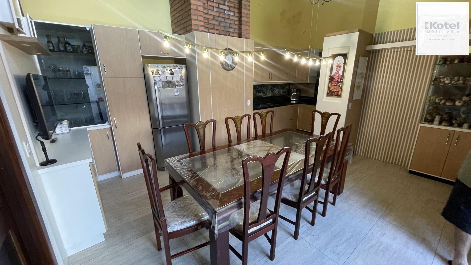 Casa térrea com 2 suítes com amplo pátio, — foto 4