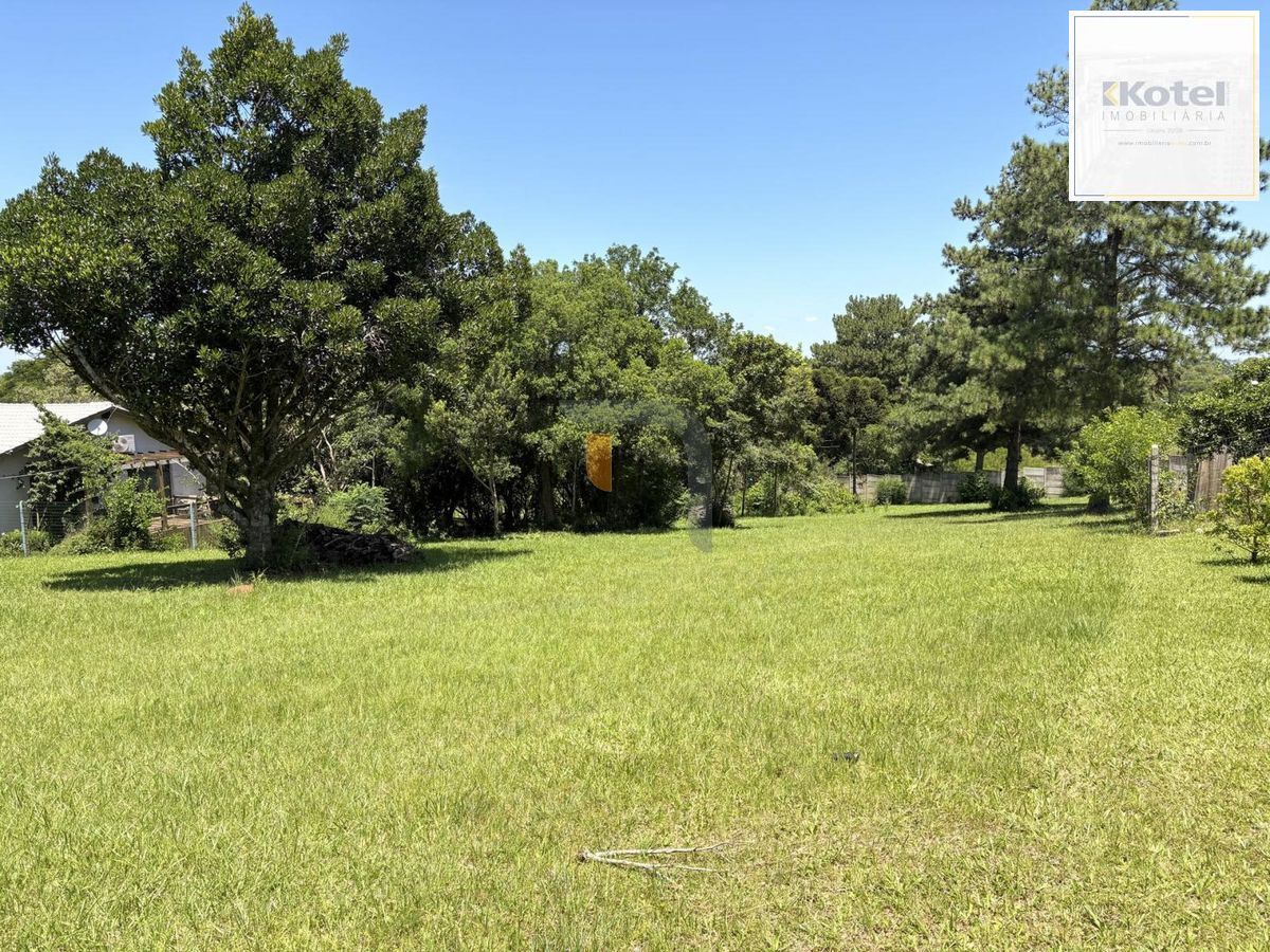 Terreno em condomínio fechado com açude, 2467m²