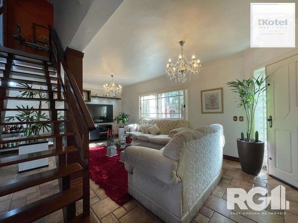 Casa 3 quartos à venda, 298m², Vila Cachoeirinha - Cachoeirinha