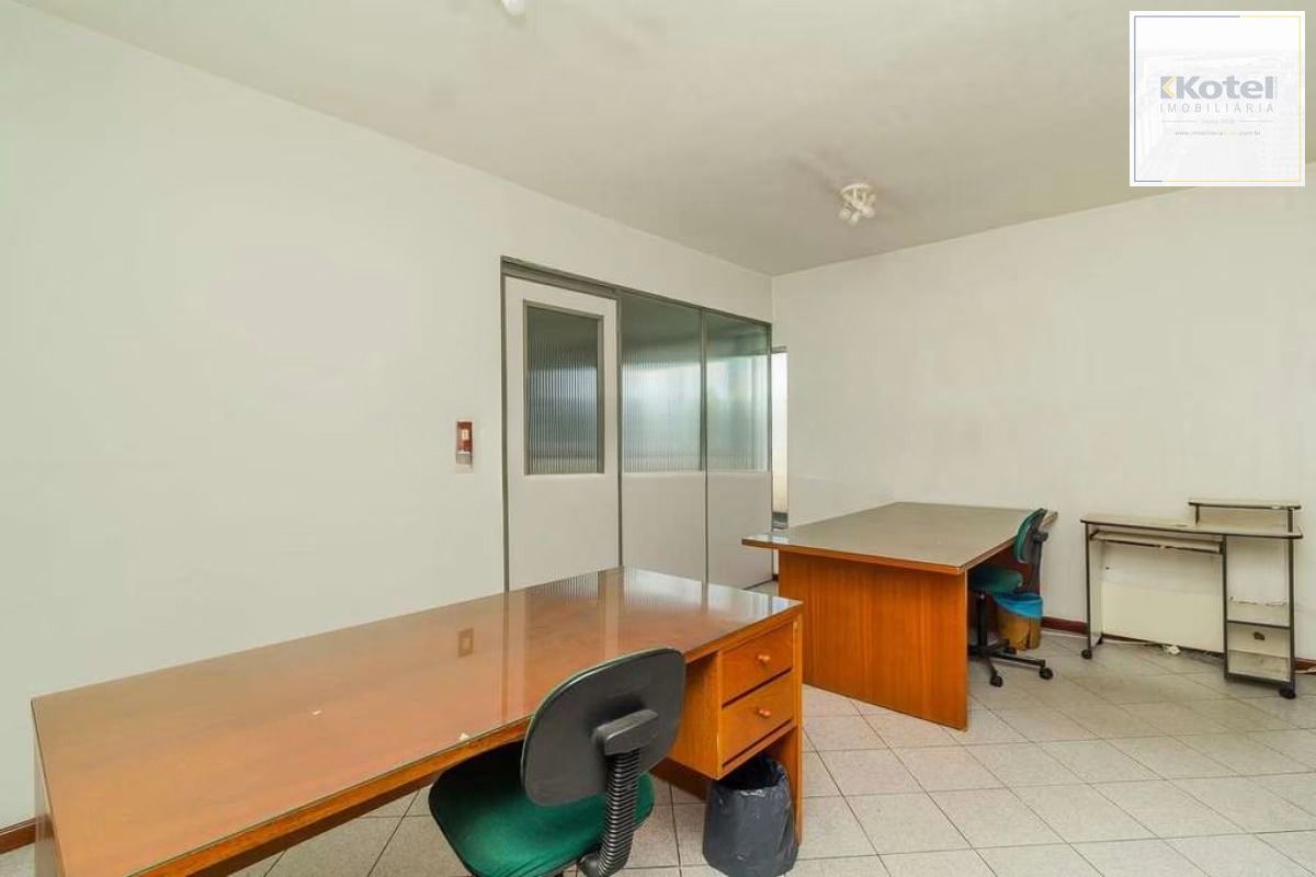 Sala Comercial Mobiliada 41 m² prédio com elevador, Av. Pernambuco – Navegantes
