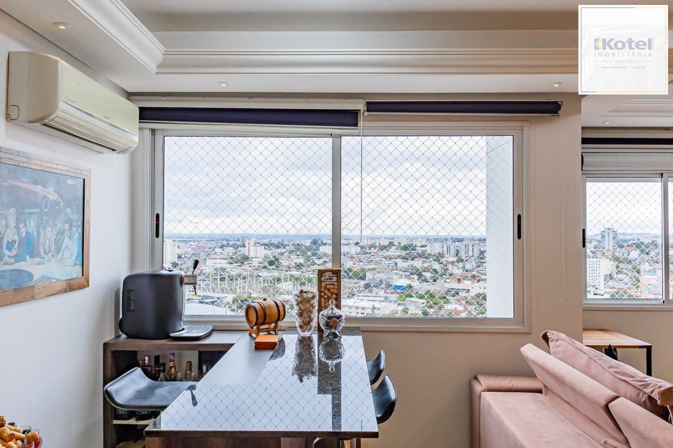 Apartamento 2 dormitórios, suíte e vaga – 65m² em Vila Ipiranga, Porto Alegre — foto 2