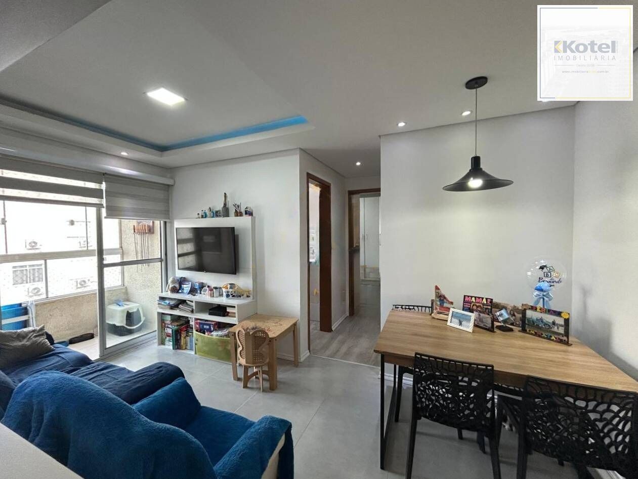 Apartamento com 2 dormitórios, suíte, sacada, churrasqueira e vaga.