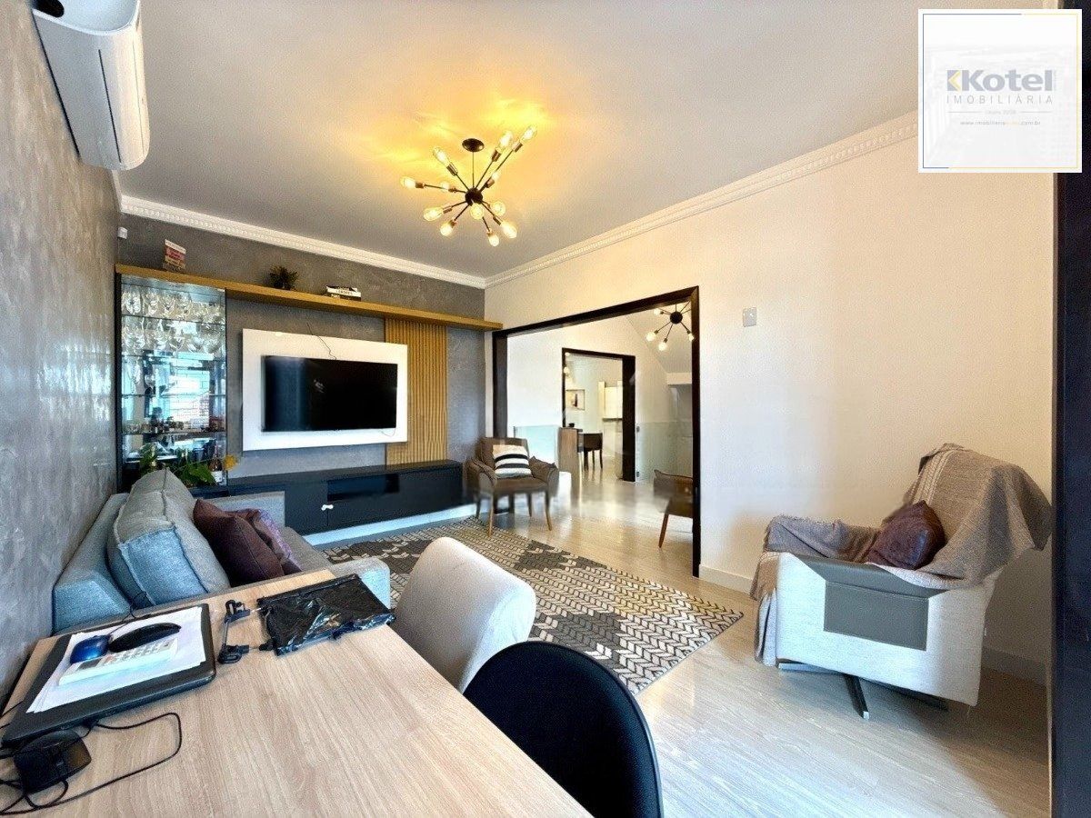 Casa, 4 quartos, à venda, 328 m², Passo da Areia - Porto Alegre — foto 2
