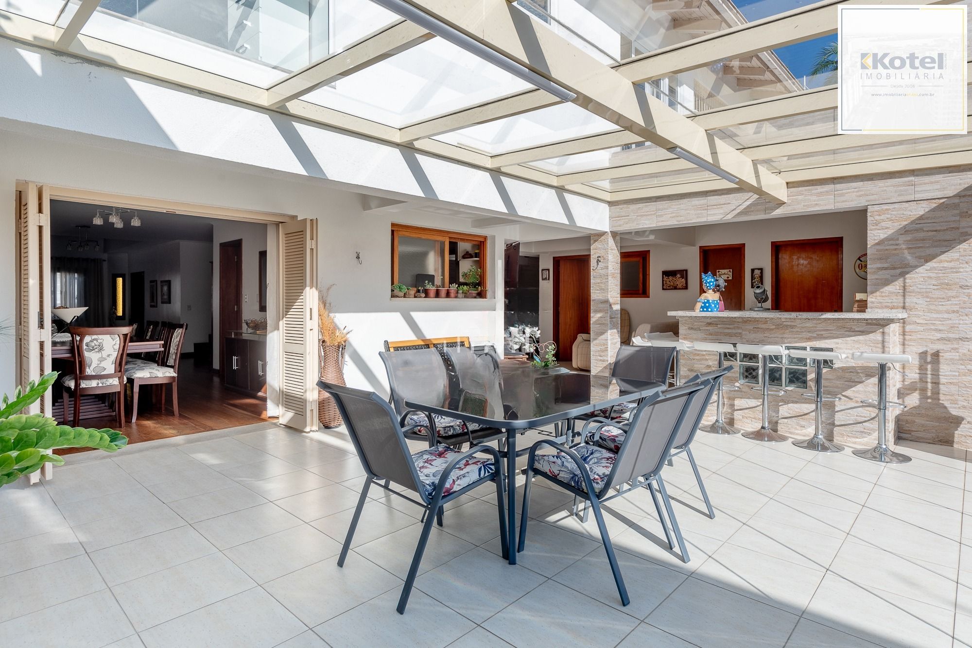 Casa  4 Dormitórios, Suíte Master, Piscina e espaço Gourmet no Jardim Planalto — foto 3
