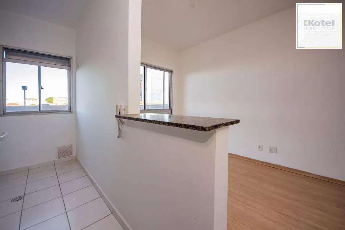 Apartamento 2 dorm, 1 vaga coberta   na Ary Tarrago- Jardim Itu