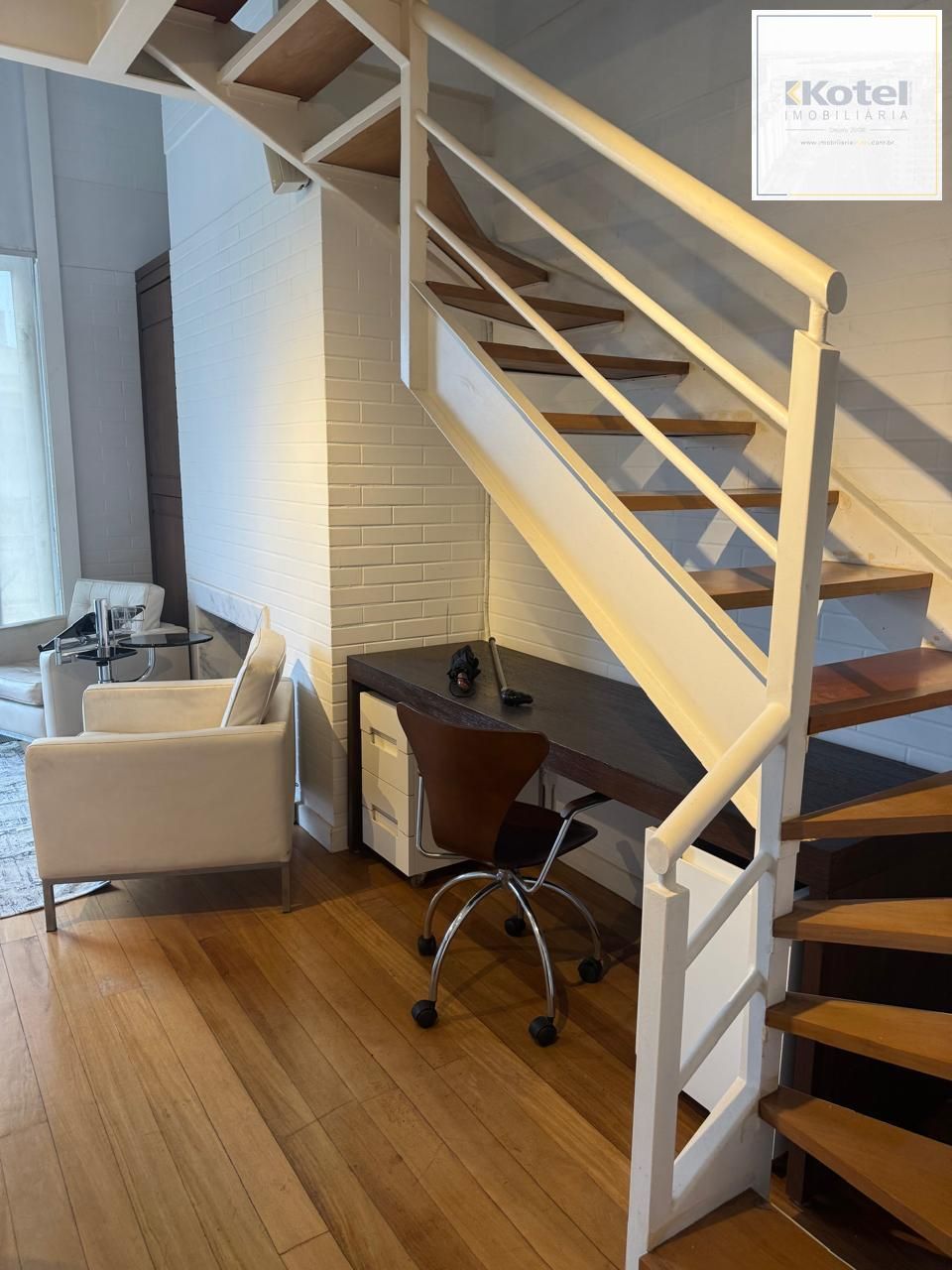 Loft duplex 82m², 1 dormitório, 2 vagas - Moinhos de Vento — foto 2