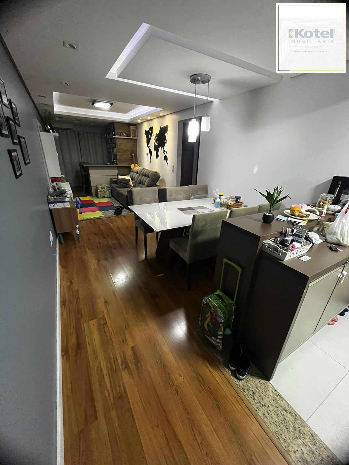Apartamento mobiliado 2 dormitórios com suíte e 2 vagas em Petrópolis Poa — foto 4