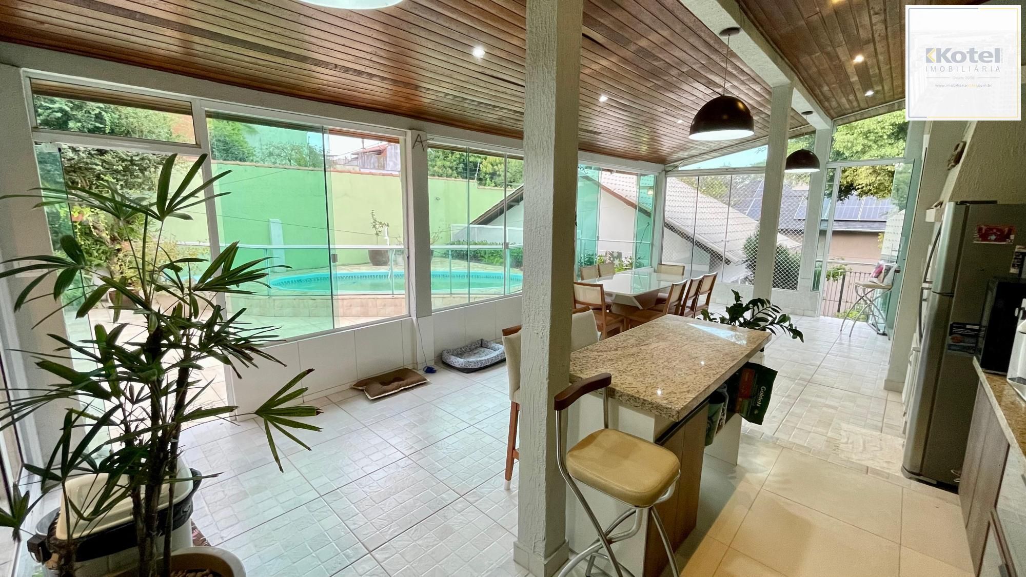 Casa térrea 100% mobiliada com 3 dormitórios, suíte, piscina e 3 vagas. — foto 5