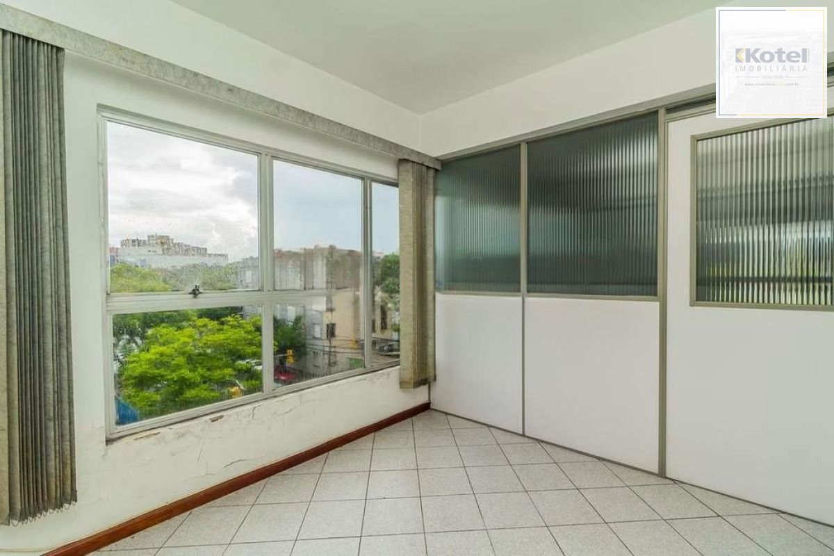 Sala Comercial Mobiliada 41 m² prédio com elevador, Av. Pernambuco – Navegantes