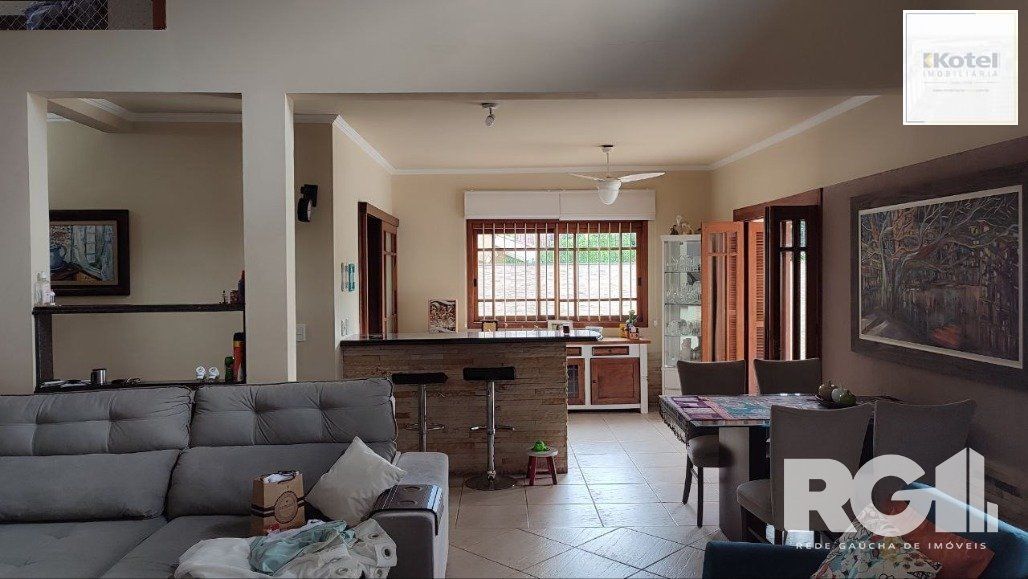 Casa com 3 dormitórios na Rua, Paulo Madureira Coelho, proximo ao novo Cesto, Morro Santana